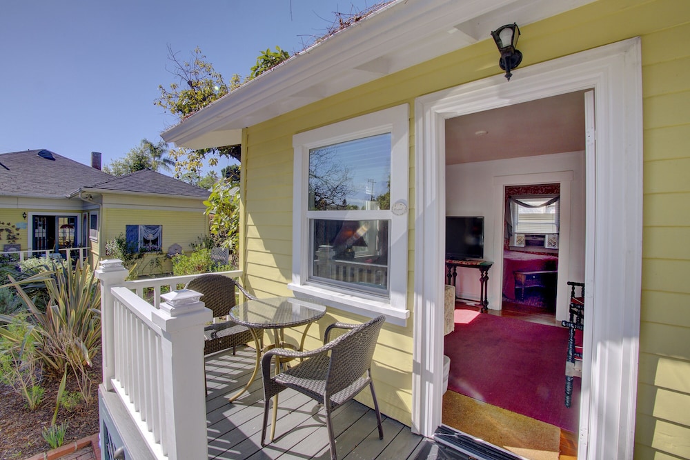 Secret Garden Inn and Cottages - photo 43