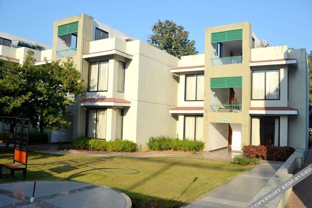 Lords Resorts Silvassa — Silvassa