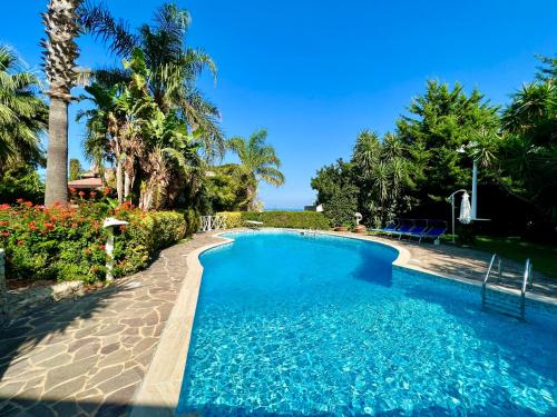 Villa Talia — 4-Star Luxury Hotel in Carini, Italy