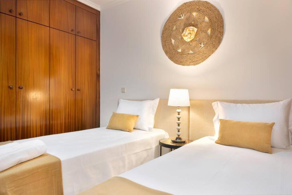 Barramares 5 4ºandar Piscina Exterior Vista Mar — 4-Star Luxury Hotel in Ovar, Portugal