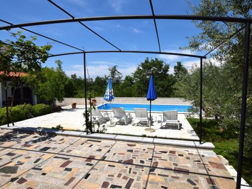 Charming Villa with Pool in Zbandaj — 4-Star Luxury Hotel in Porec, Croatia