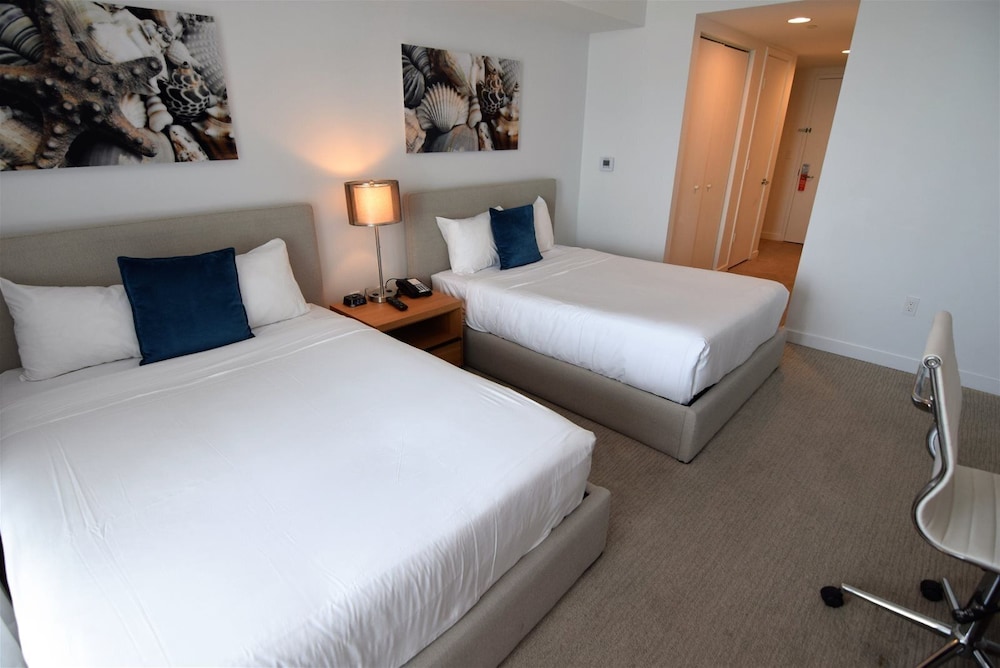 Bw 2606b — hotel in Hallandale Beach