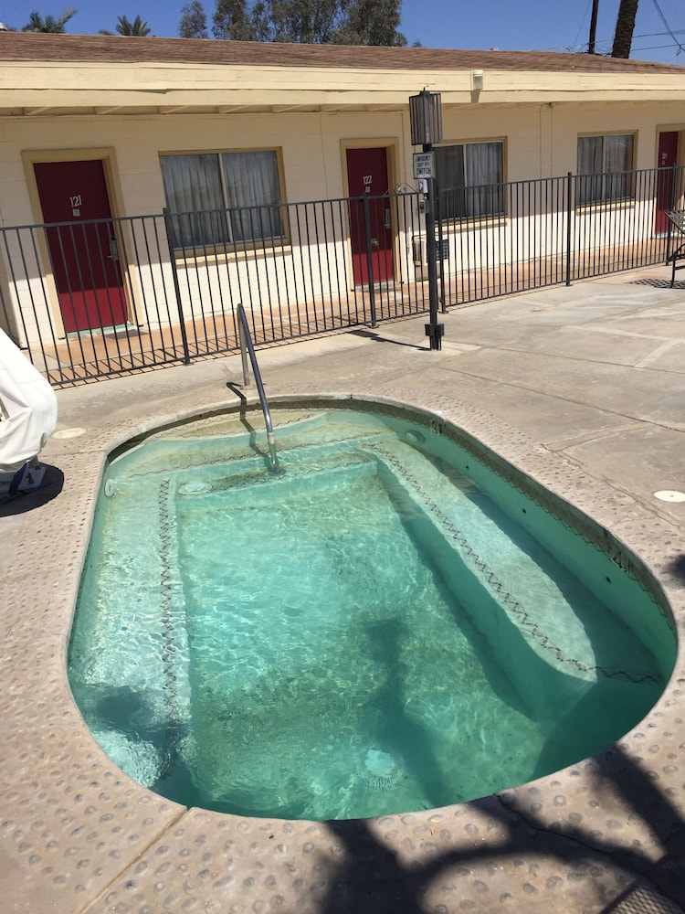 Western Sands Motel - photo 13