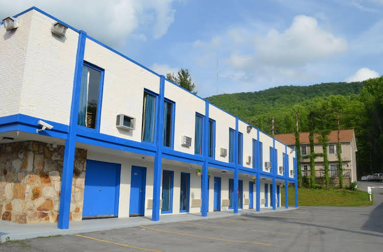 Knights Inn Bluefield - photo 5