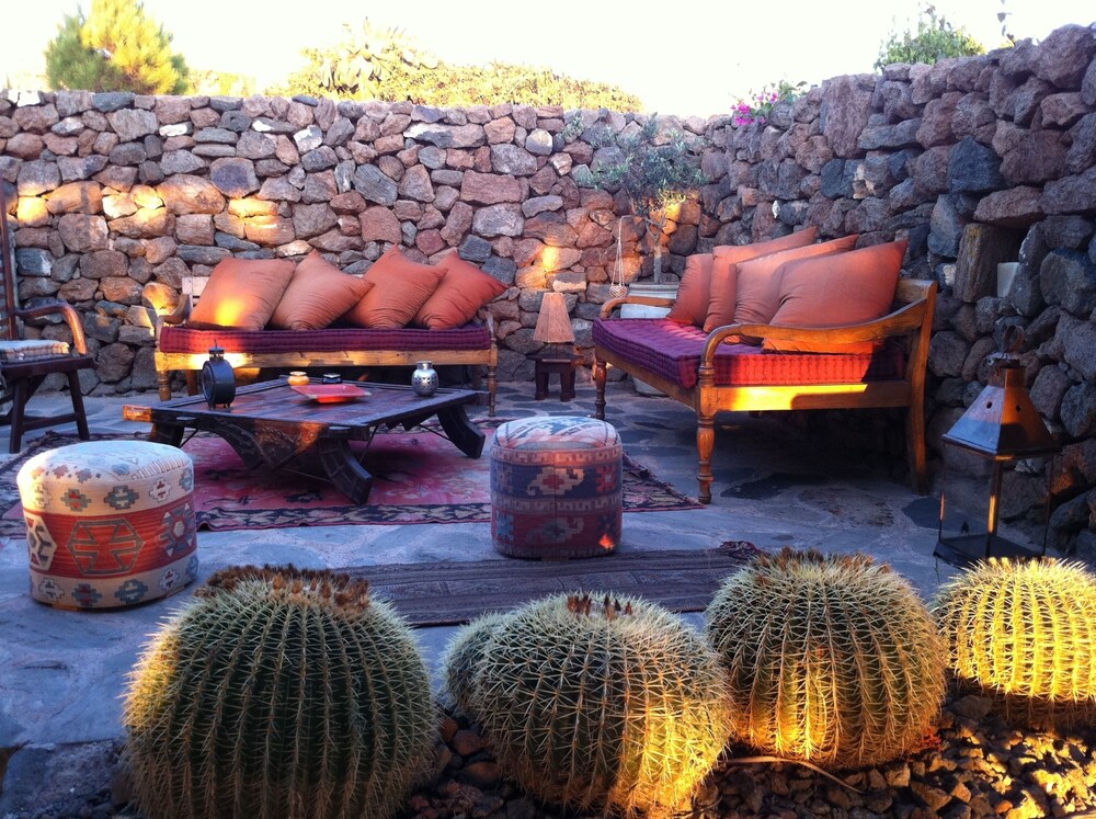 Dammuso Sant’Anna in Pantelleria, Italy