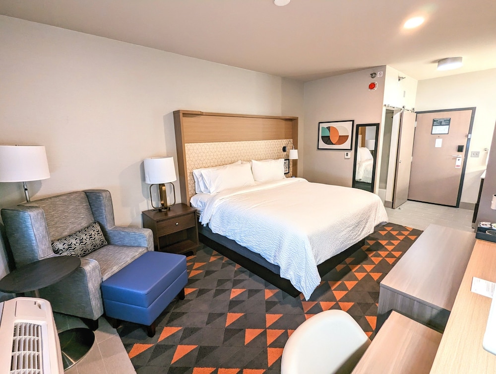 Holiday Inn Kansas City Downtown - photo 11