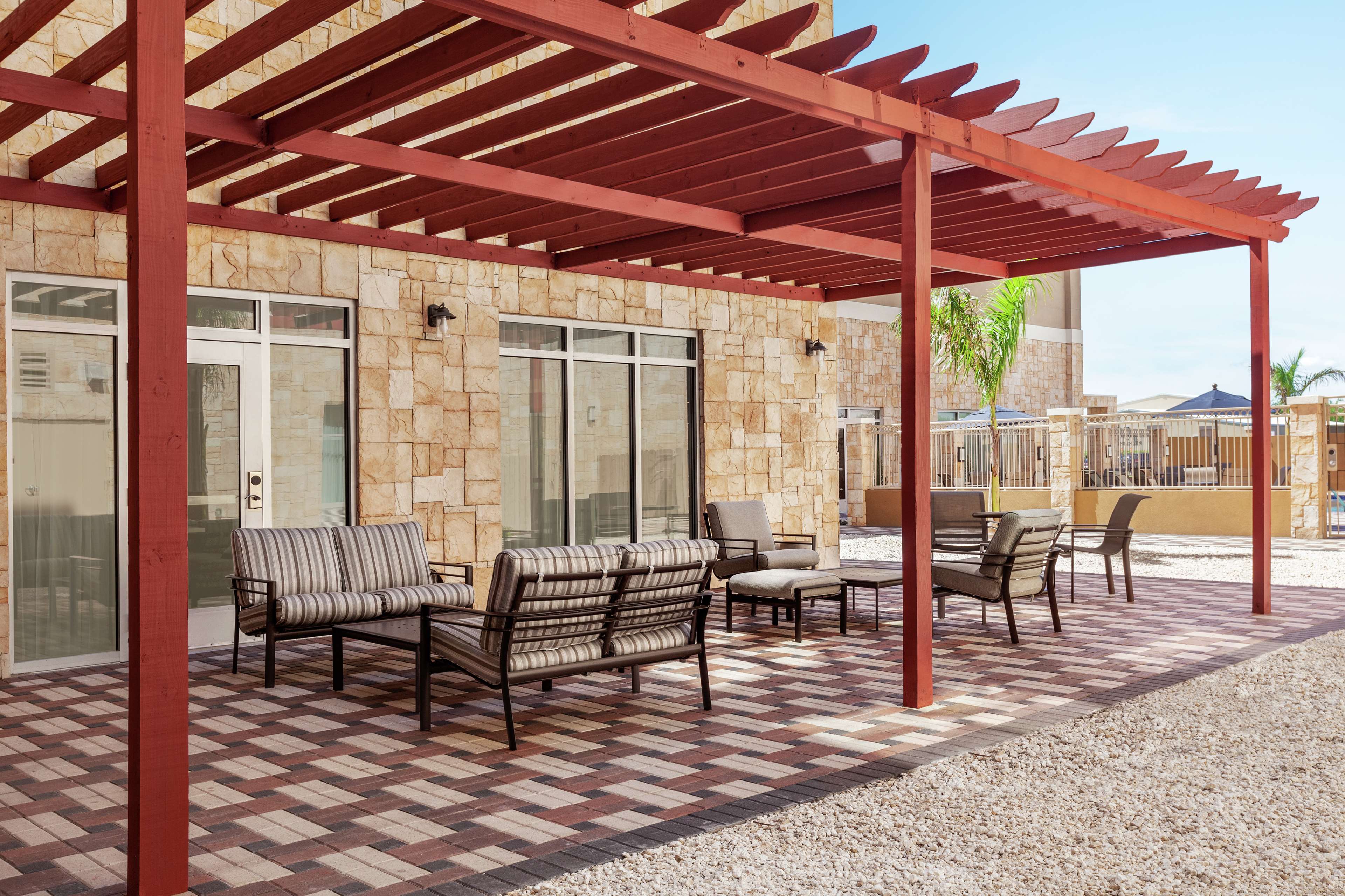 Homewood Suites by Hilton Harlingen - photo 2