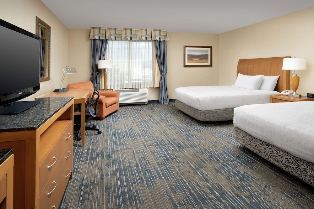 Hilton Garden Inn Yakima Downtown - photo 14