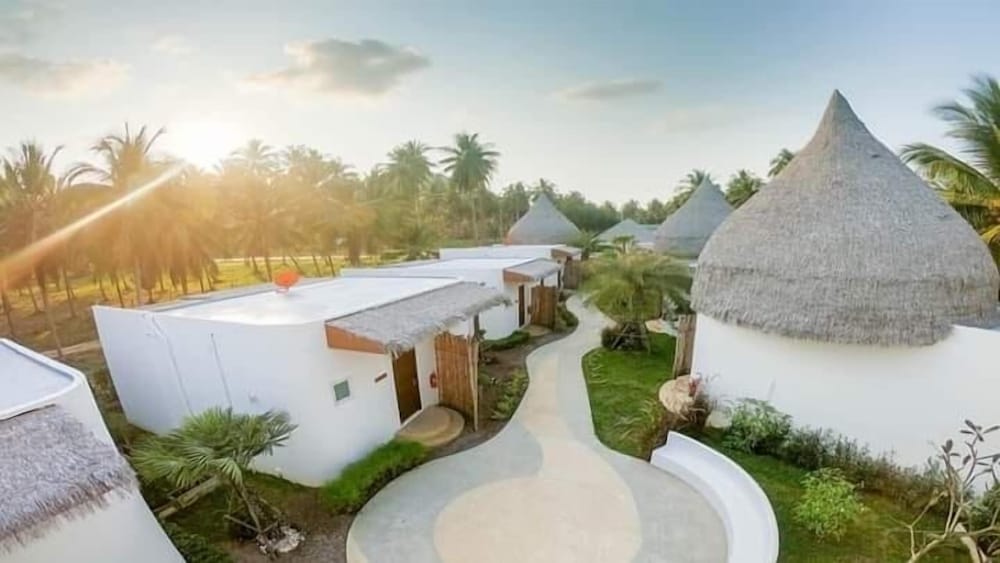 Resto Sea Resort — Bang Saphan