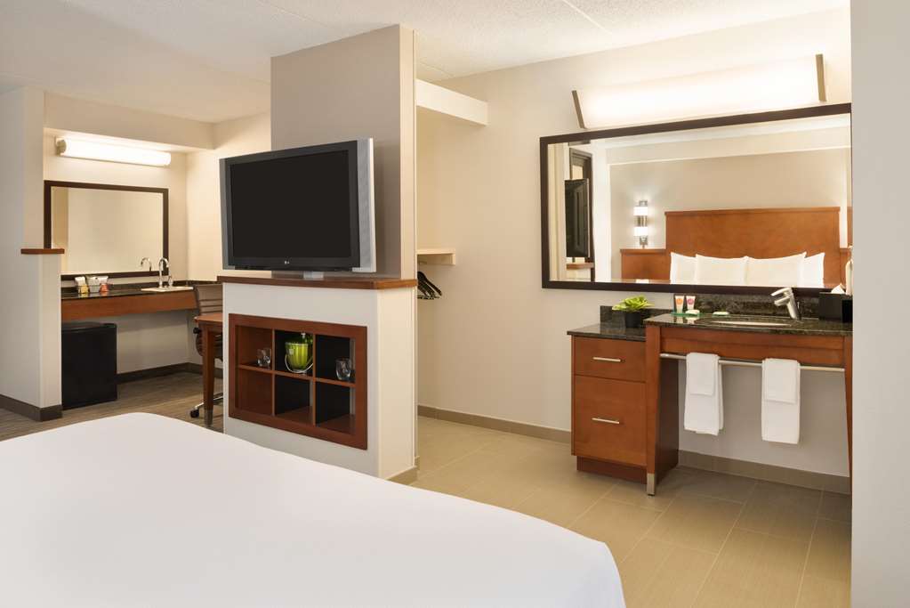 Hyatt Place Chicago Schaumburg - photo 12
