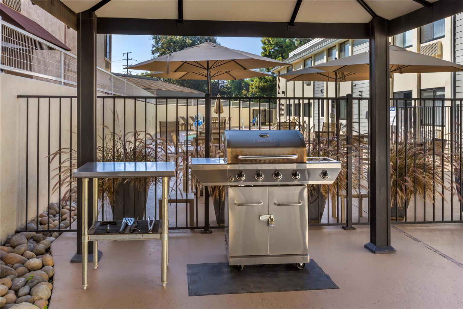 Best Western Town & Country Lodge - photo 5