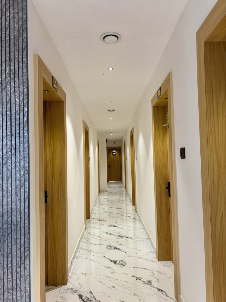 The Hyde Park Inn in Bilaspur, India