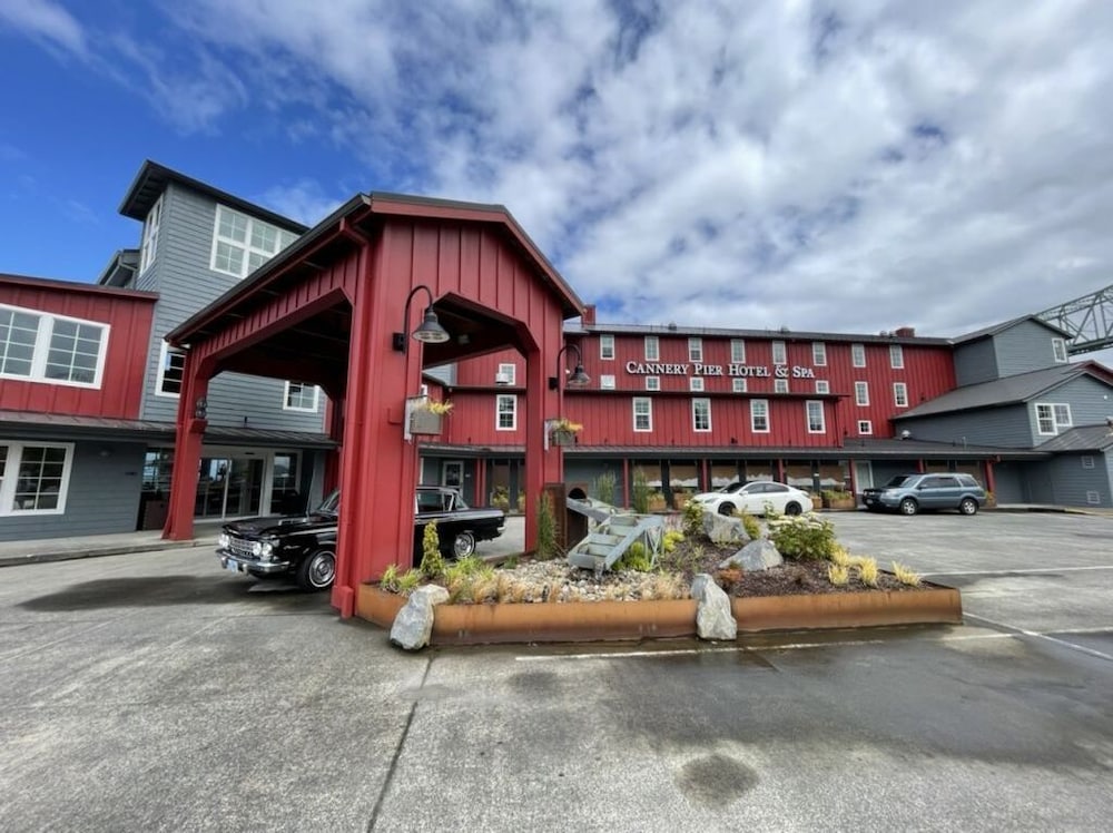 Cannery Pier Hotel & Spa - photo 124
