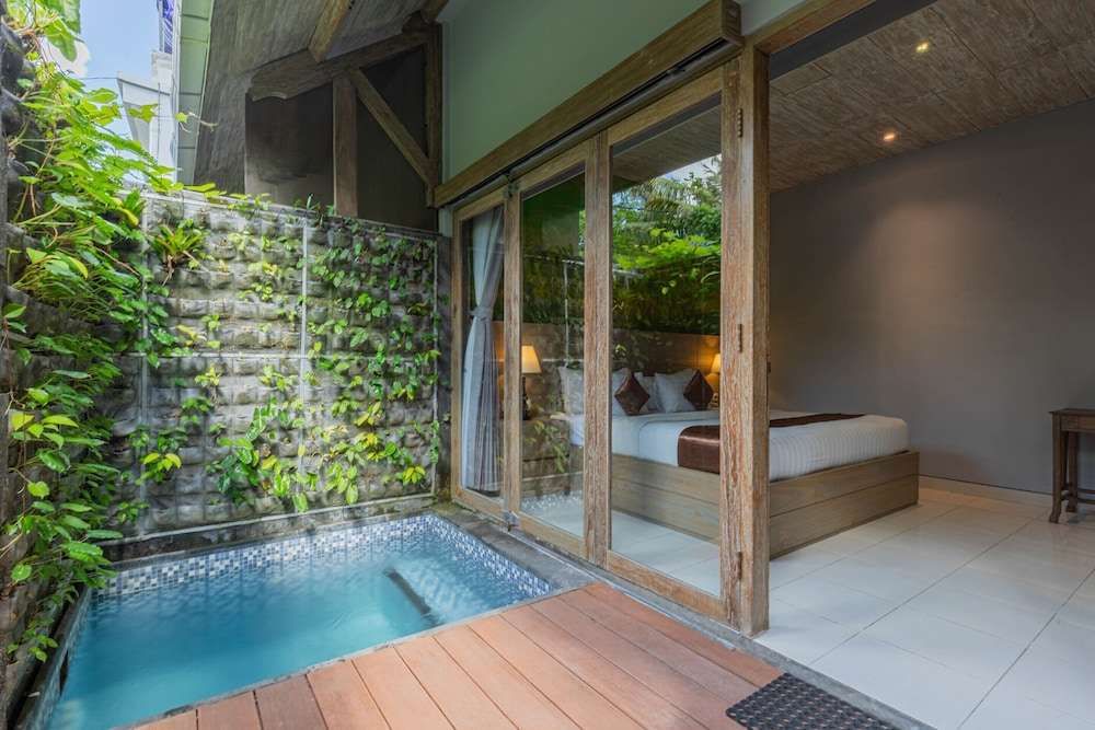 ME Villa Kayu Tulang — 4-Star Luxury Hotel in Canggu, Indonesia