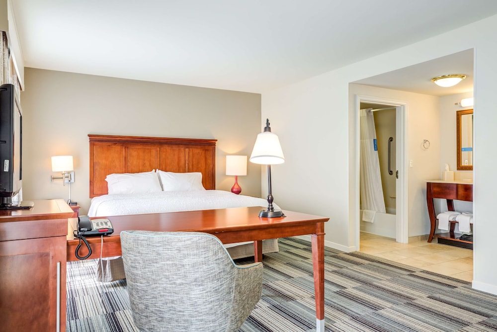 Hampton Inn & Suites Westford Chelmsford - photo 7