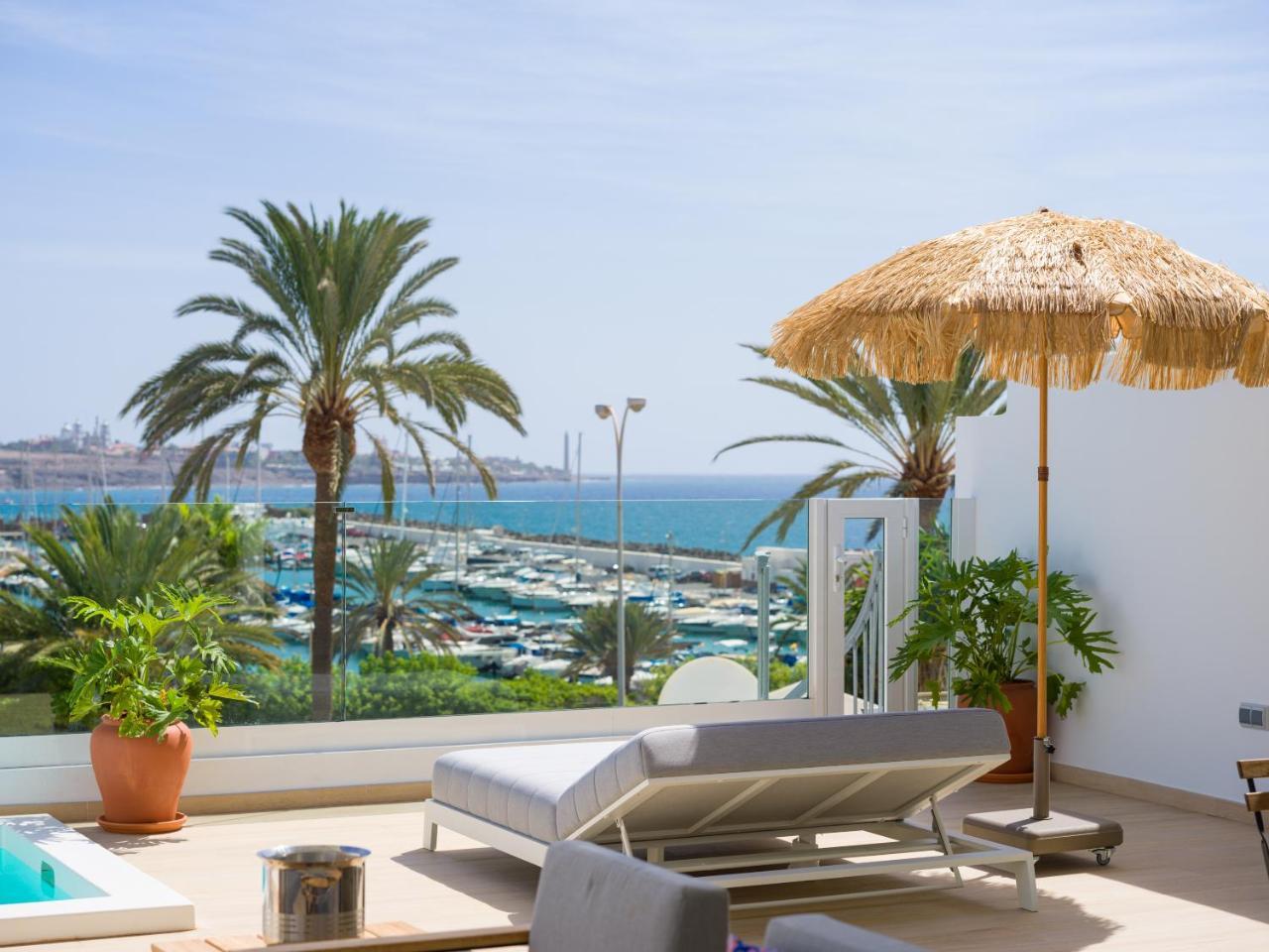 Newly renovated Club Porto Mare 44 — 4-Star Luxury Hotel in San Bartolome De Tirajana, Spain