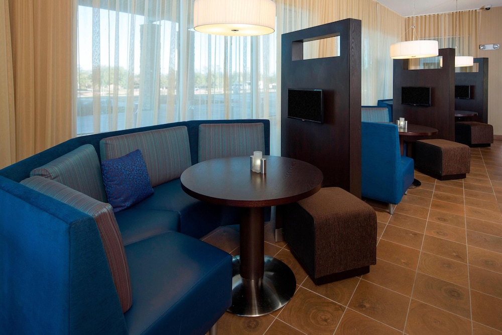 Courtyard by Marriott Dallas Midlothian Midlothian Conf Ctr - photo 32