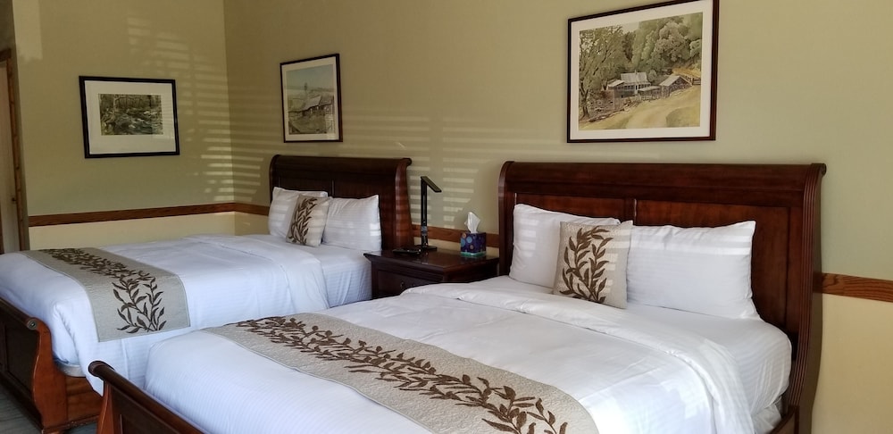 Carmel Valley Lodge and Resort - photo 12