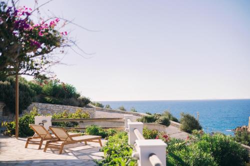 Mikra Bay Vineyard Guesthouses — 4-Star Luxury Hotel in Naxos, Greece