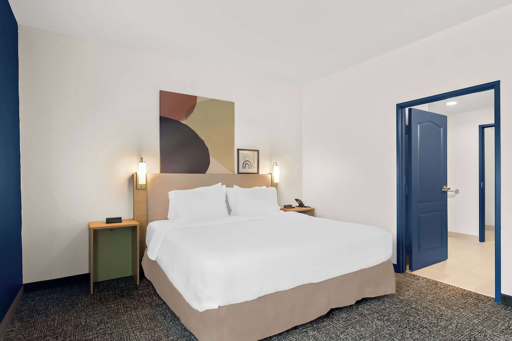 Spark by Hilton Missouri City - photo 22