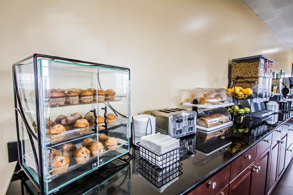 EOD Surestay Hotel by Best Western Tonawanda - photo 23