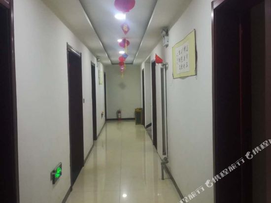 Fuxin Hotel - last minute hotel in Taicheng