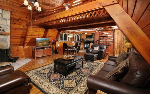 Shepherds Crook 1127 - last minute hotel in Gatlinburg