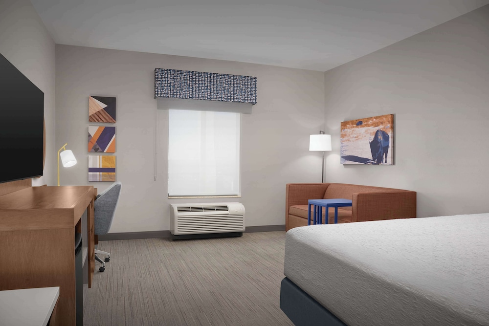 Hampton Inn & Suites Williston - photo 19