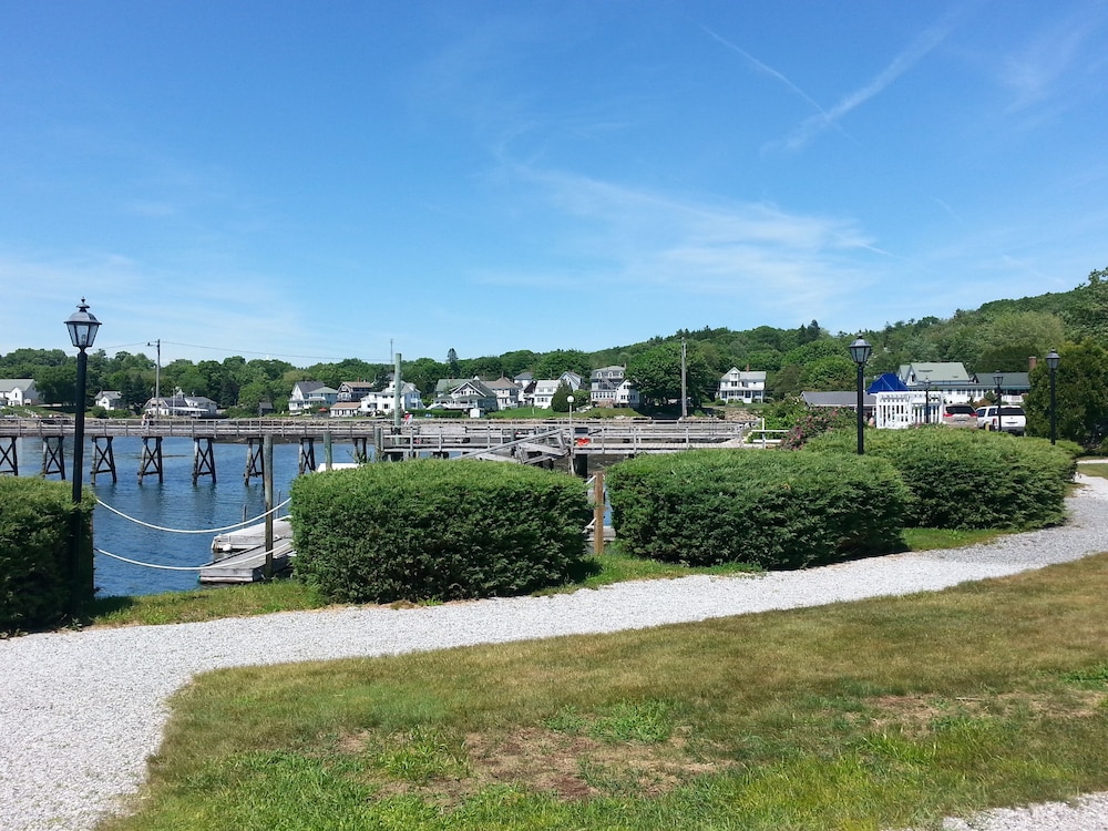 Boothbay Harbor Inn - photo 78