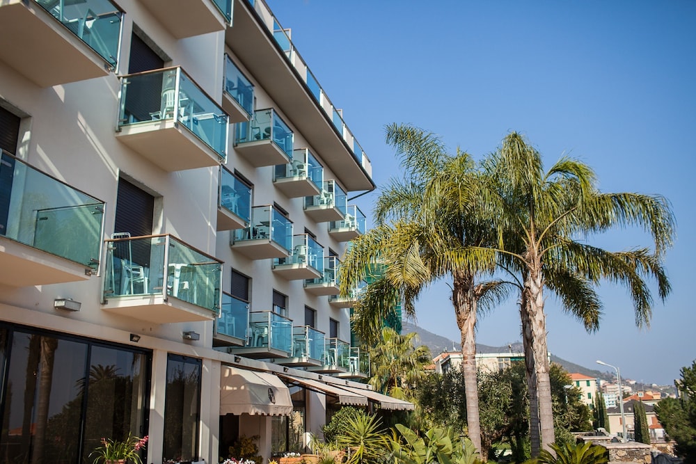 Hotel Ariston — Varazze