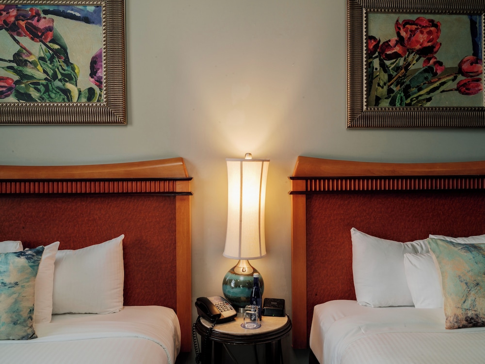 Lancaster Arts Hotel - photo 15