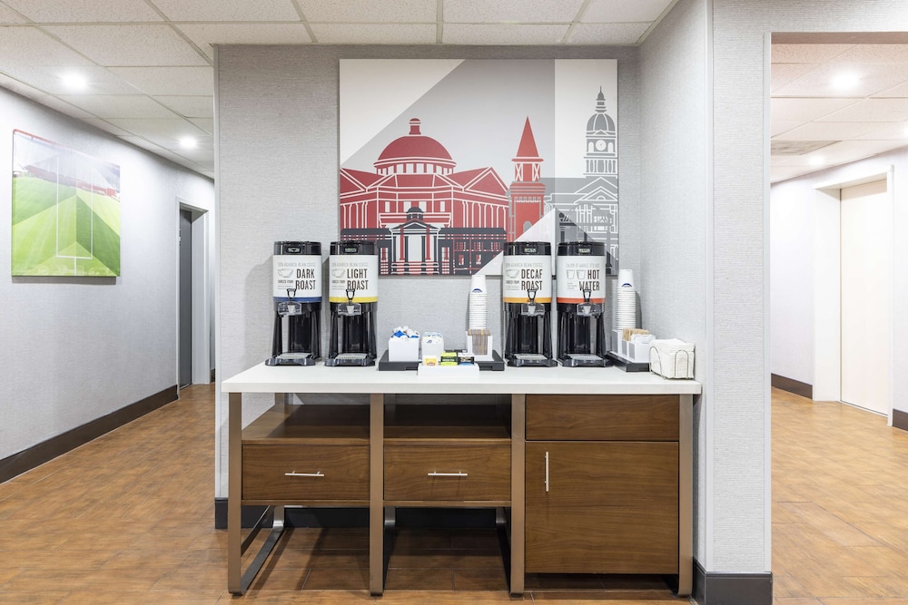 Hampton Inn Athens - photo 36