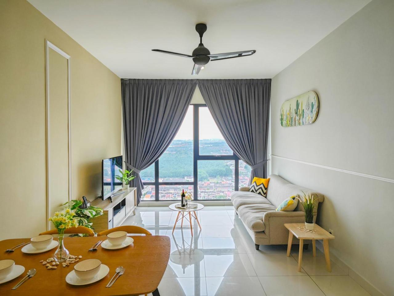 High Floor Mid Valley Southkey 2BR Family Stay 5 6 Pax — 4-Star Luxury Hotel in Johor Bahru, Malaysia