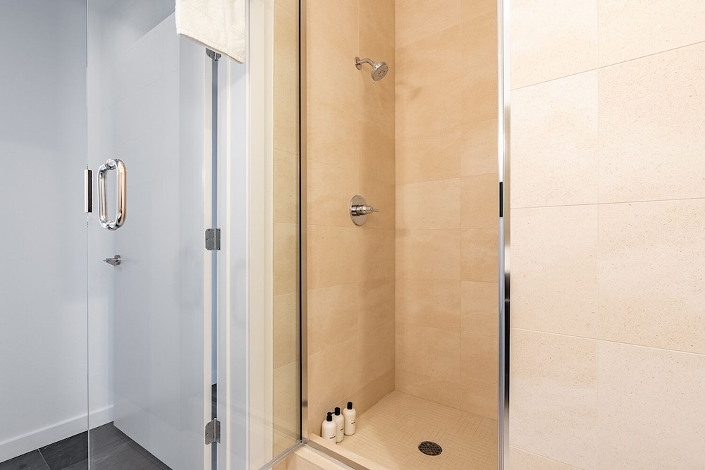 Sophari Towers: Bellevue Apartments - photo 102