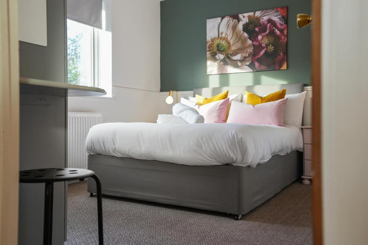 Tapton View Modern Stay Near Chesterfield Town Center Train Station & the Peak District in Chesterfield, United Kingdom