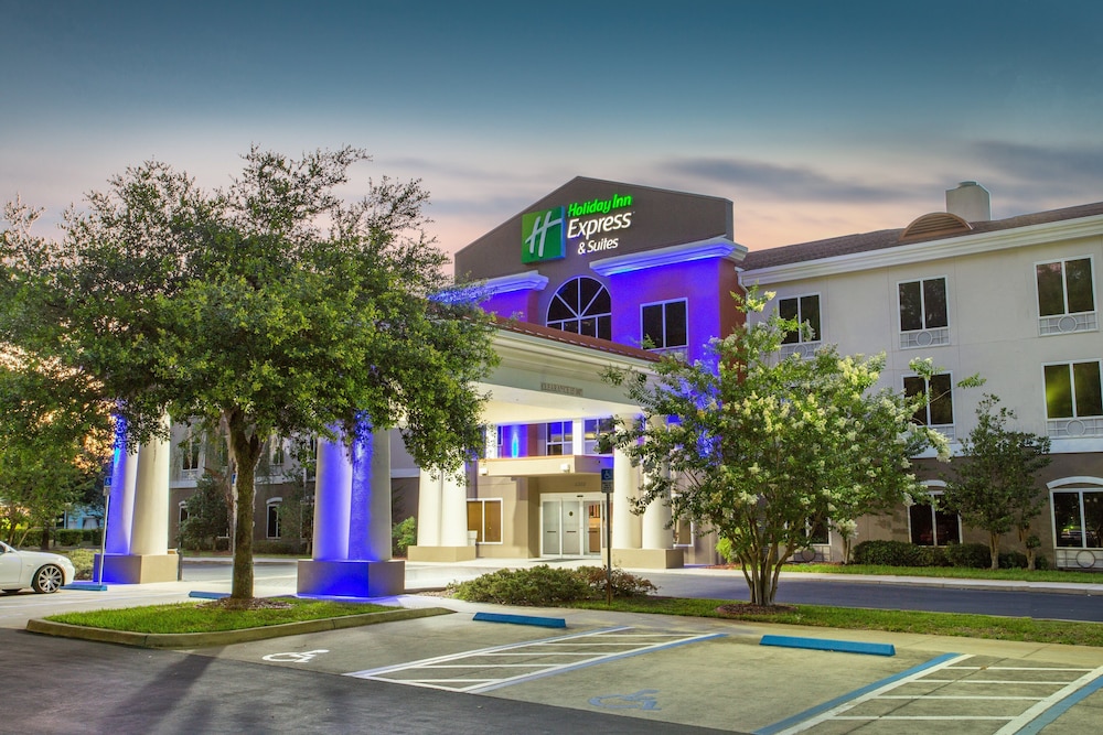 Holiday Inn Express Hotel & Suites Silver Springs Ocala an IHG Hotel - featured photo