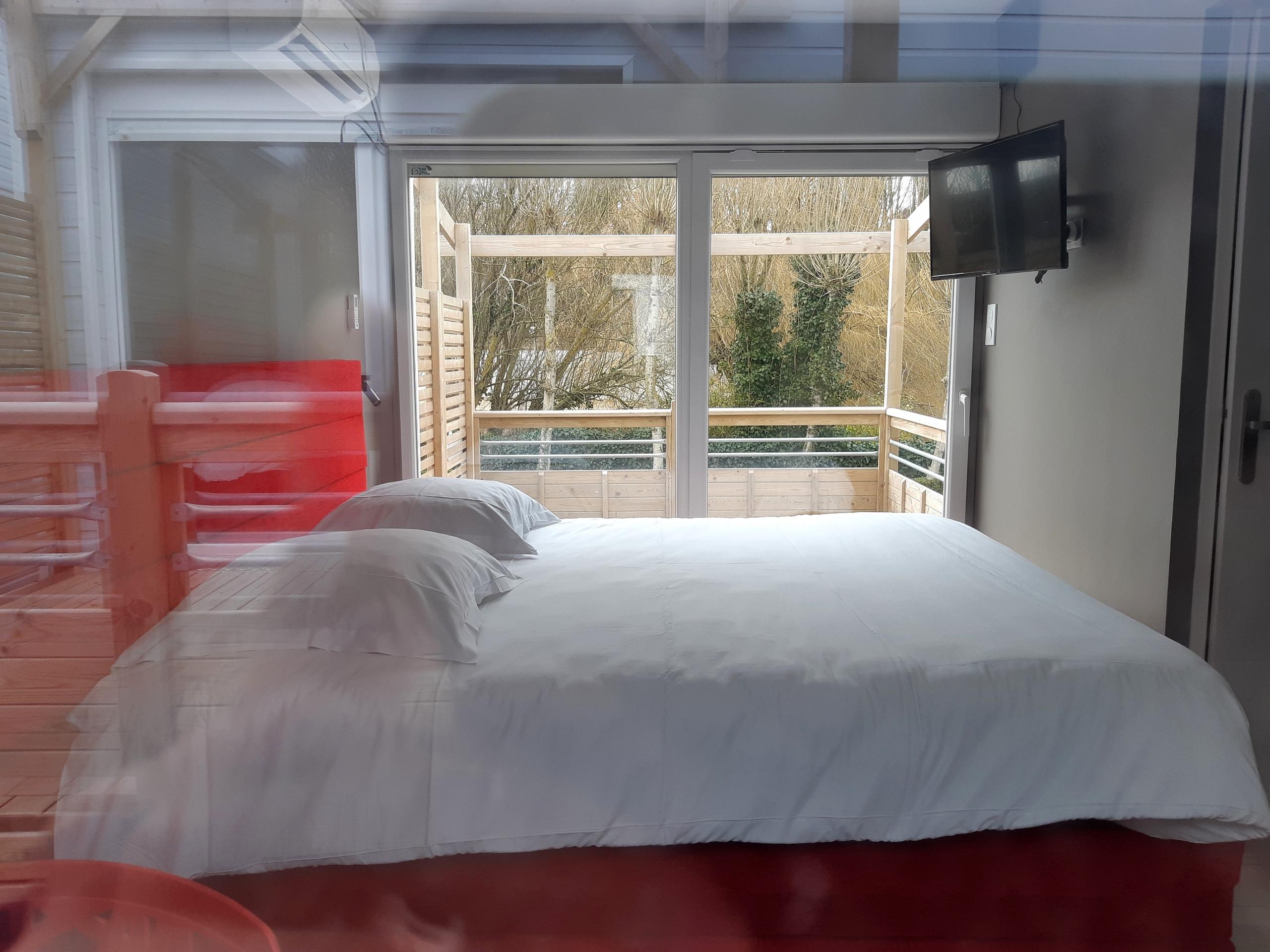 Logis Hôtellerie Les Jardins D’Honvault in Wimereux, France