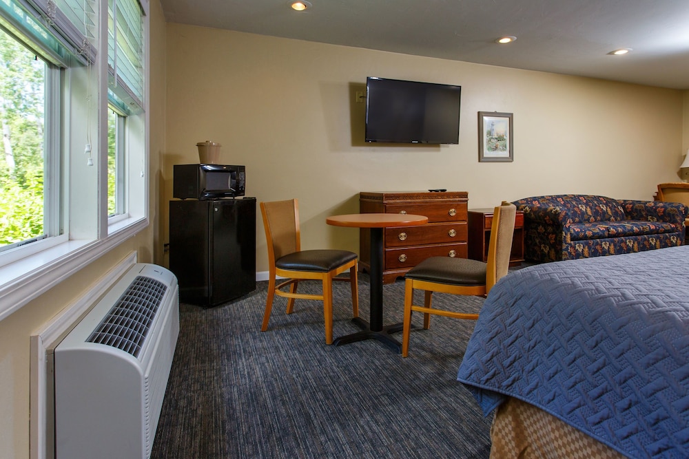 Beach Harbor Resort - photo 9