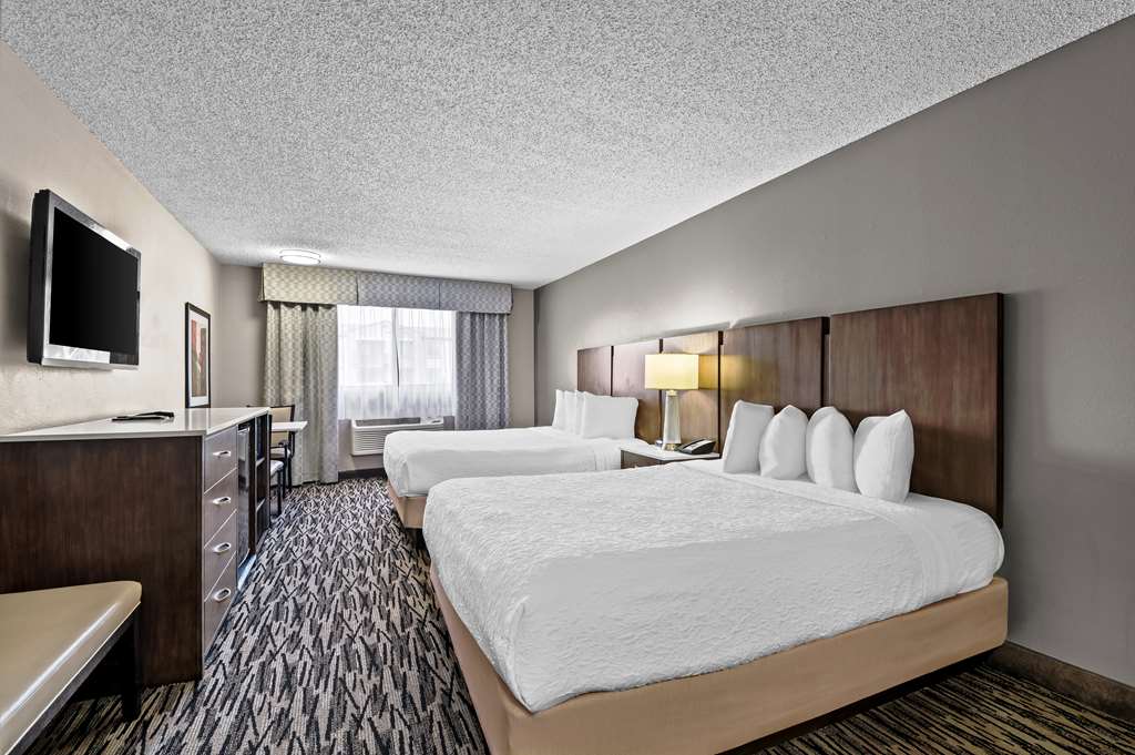 Best Western Los Alamitos Inn & Suites - photo 23