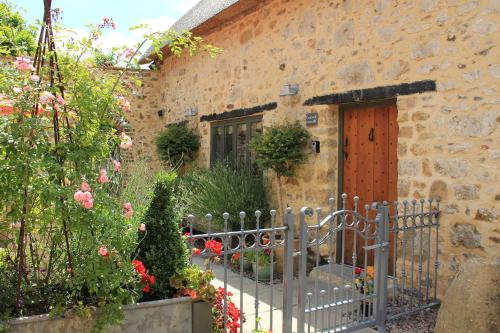 Courtyard Cottage at Stepps House — 4-Star Luxury Hotel in Ilminster, United Kingdom