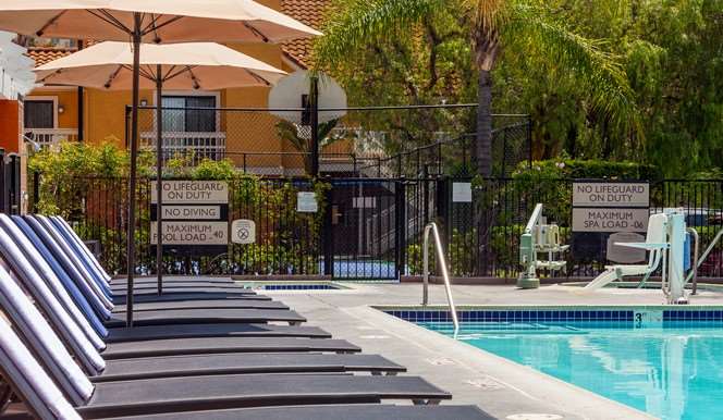 Clementine Hotel & Suites Anaheim - photo 3