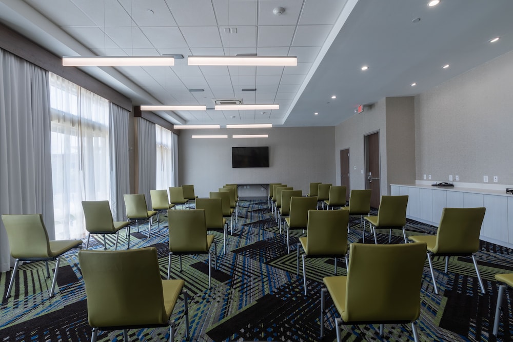 Holiday Inn Express & Suites Columbia Downtown The Vista by IHG - photo 29