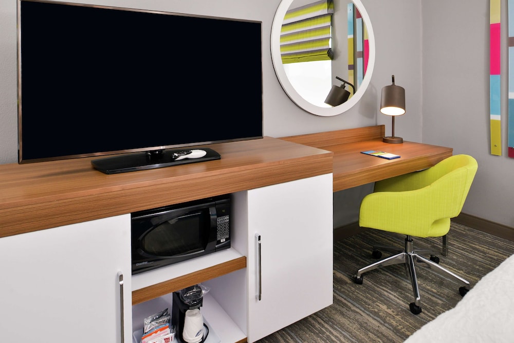 Hampton Inn & Suites St. Paul Oakdale Woodbury - photo 9