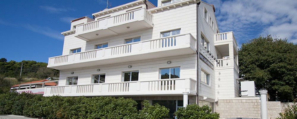 Hotel Front