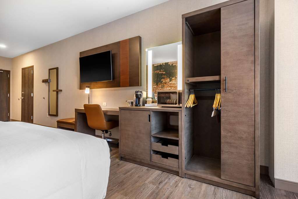 Cambria Hotel Omaha Downtown - photo 10