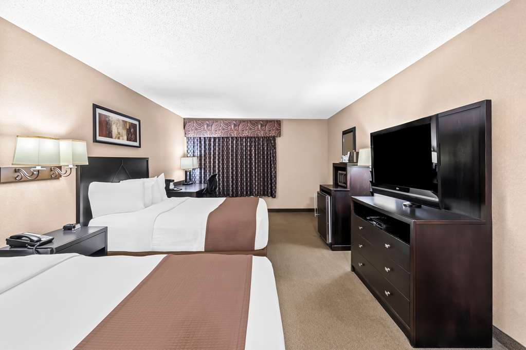Heartland Inn & Suites SureStay Collection by Best Western - photo 22