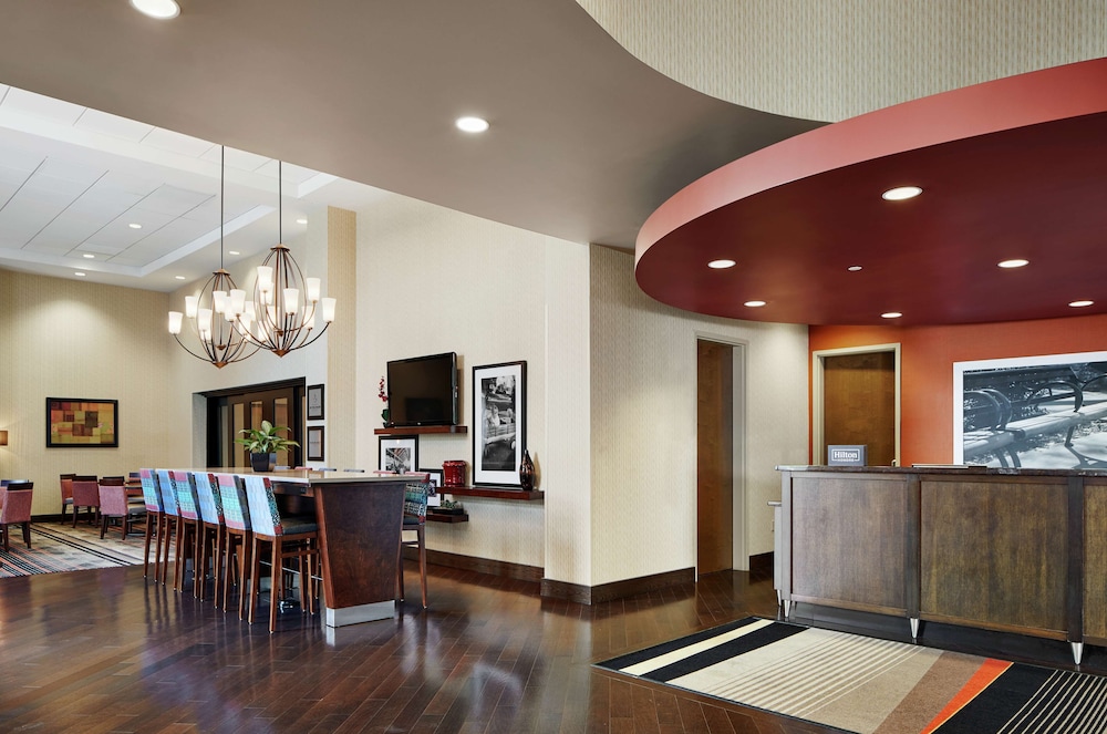 Hampton Inn & Suites Chicago Mt. Prospect - photo 3