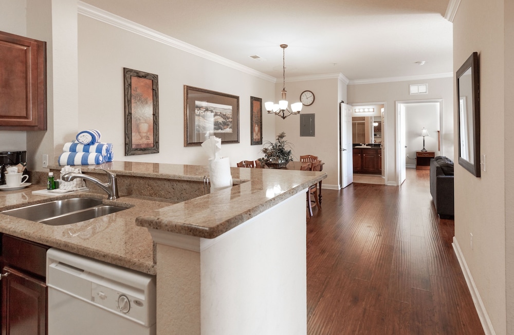 8000tw Unit 4406 Tuscana Resort 2 Bedroom Condo by RedAwning - featured photo