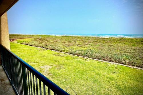 The Beach Condo #204 — 4-Star Luxury Hotel in South Padre Island, United States