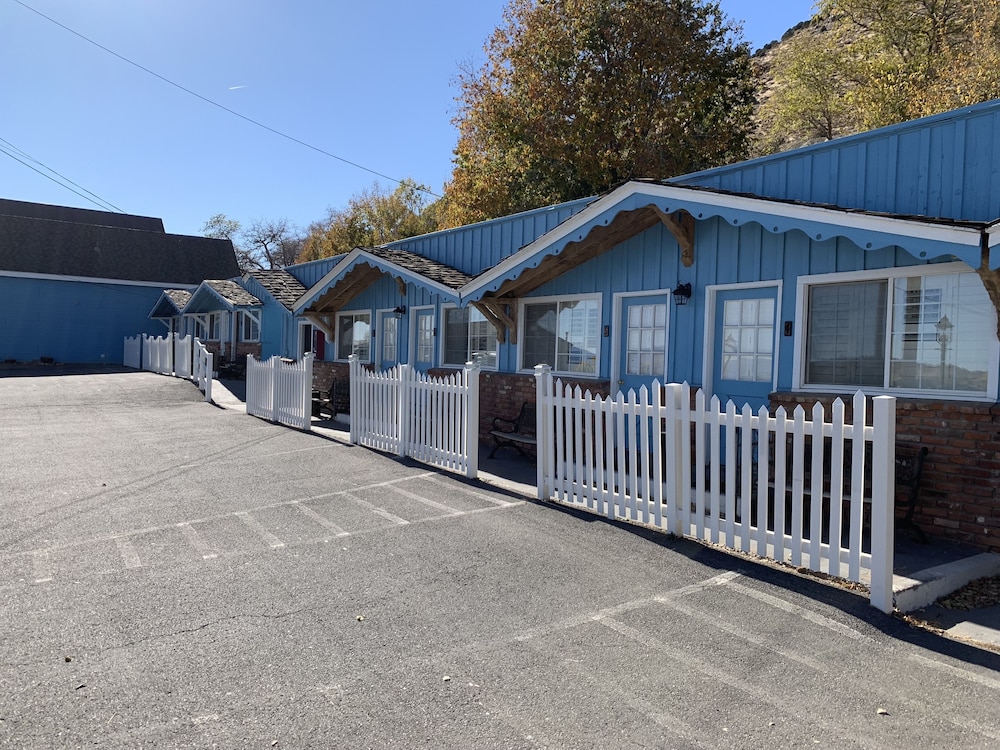 Sugarloaf Mountain Motel - photo 46